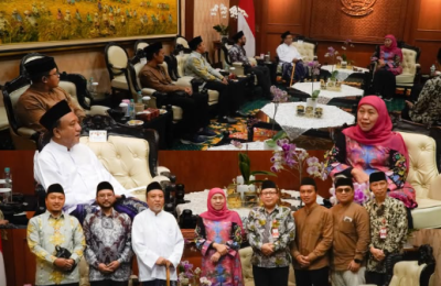 silaturahmi dengan Gubernur Jawa Timur